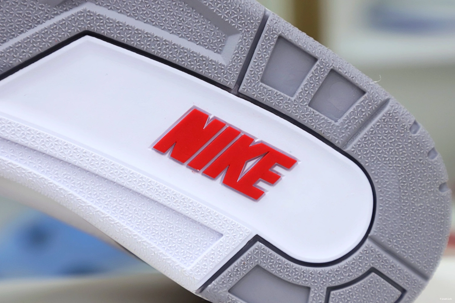 AIR 3RETRO
